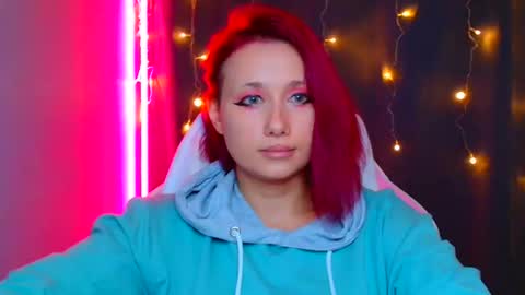 Snapshot of tommioo7 chatting on 12.22.24 Galadriel online show from 12.22.24