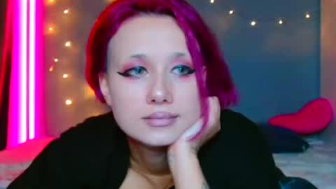 Snapshot of tommioo7 chatting on 12.31.24 Galadriel online show from 12.31.24