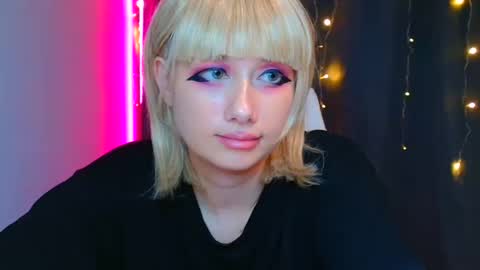 Snapshot of tommioo7 chatting on 01.09.25 Galadriel online show from 01.09.25