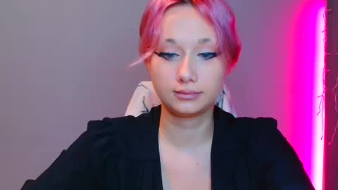 Snapshot of tommioo7 chatting on 01.26.25 Galadriel online show from 01.26.25