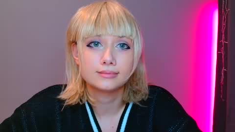 Snapshot of tommioo7 chatting on 02.03.25 Galadriel online show from 02.03.25