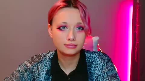 Snapshot of tommioo7 chatting on 02.05.25 Galadriel online show from 02.05.25