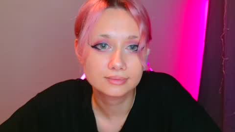 Snapshot of tommioo7 chatting on 02.10.25 Galadriel online show from 02.10.25