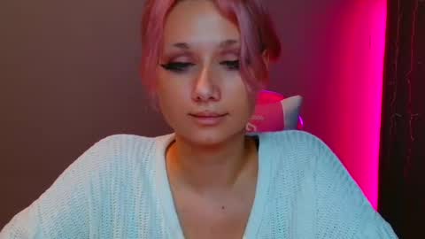 Snapshot of tommioo7 chatting on 02.12.25 Galadriel online show from 02.12.25