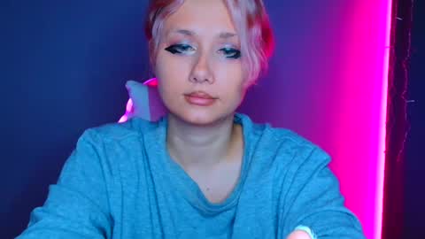 Snapshot of tommioo7 chatting on 02.22.25 Galadriel online show from 02.22.25