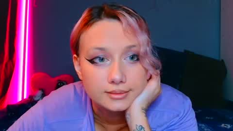 Snapshot of tommioo7 chatting on 03.04.25 Galadriel online show from 03.04.25