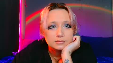 Snapshot of tommioo7 chatting on 03.07.25 Galadriel online show from 03.07.25