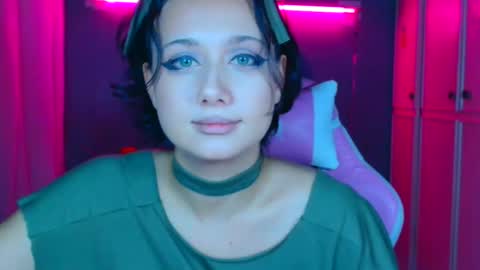 Snapshot of tommioo7 chatting on 10.23.25 Galadriel online show from 10.23.25