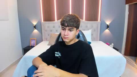 Tommy  online show from 11.12.25