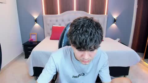 Tommy  online show from 04.30.26