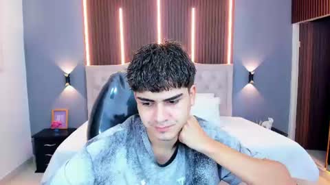 Snapshot of tommy18__ chatting on 06.18.26 Tommy online show from 06.18.26