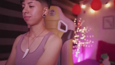 Blue  online show from 02.18.25