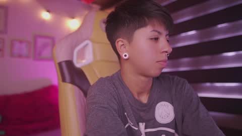 Blue  online show from 02.28.25