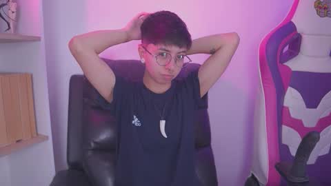 Blue  online show from 10.10.25