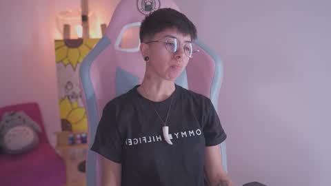 Blue  online show from 11.27.25