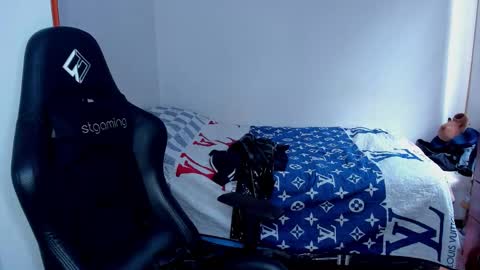 Twitter BreddTommy IG tommy bredd online show from 02.26.26