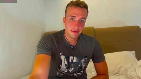 Snapshot of tommy_cumfinger chatting on 01.21.25 Tommy online show from 01.21.25