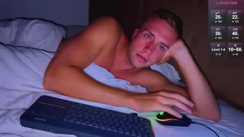 Snapshot of tommy_cumfinger chatting on 10.30.25 Tommy online show from 10.30.25