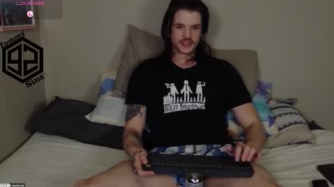 Tommy Sins online show from 11.20.25