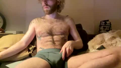 Snapshot of tommyg6420 chatting on 06.16.26 First Show ever 3 online show from 06.16.26
