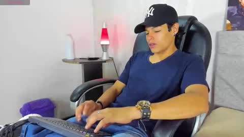 tommyhot7 online show from 06.04.26