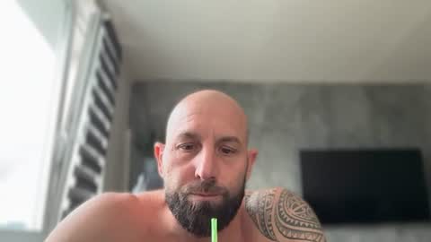 Thomas Fit online show from 07.05.26