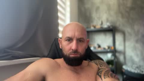 Thomas Fit online show from 08.05.26