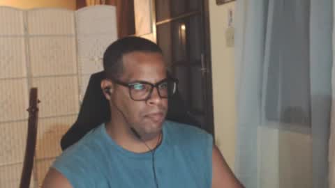 Snapshot of toni2814 chatting on 07.29.26 Antonio online show from 07.29.26