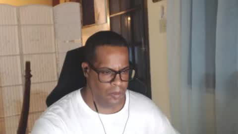 Snapshot of toni2814 chatting on 08.02.26 Antonio online show from 08.02.26