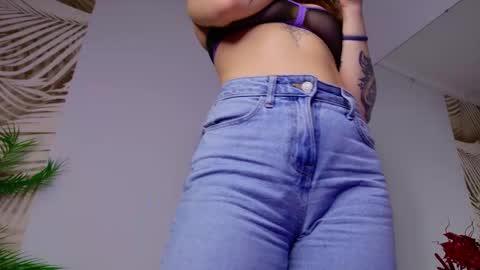 Anita online show from 11.14.25