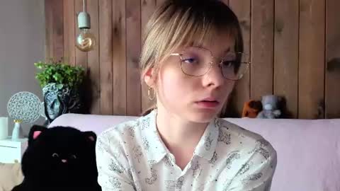 Melissa online show from 06.10.26