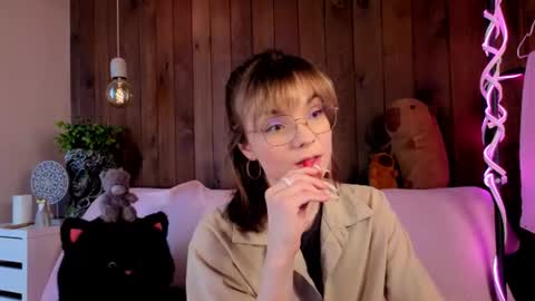 Melissa online show from 07.10.26
