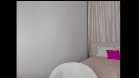 Snapshot of tony_and_alice chatting on 12.30.24 Tony and Alice online show from 12.30.24