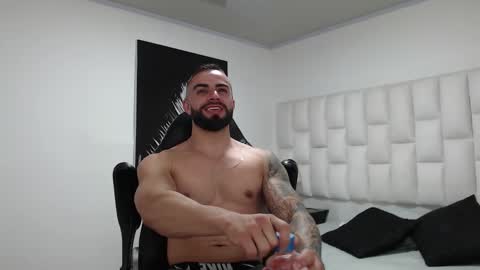 Snapshot of tony_goldstein chatting on 03.28.26 tony online show from 03.28.26