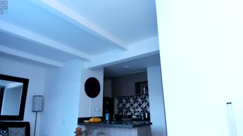 Snapshot of tony_muscle1 chatting on 01.25.25 tony muscle1 online show from 01.25.25