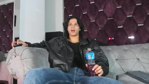Snapshot of tonybenedetti chatting on 05.10.26 Tony Benedetti online show from 05.10.26