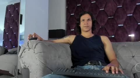 Snapshot of tonybenedetti chatting on 05.20.26 Tony Benedetti online show from 05.20.26