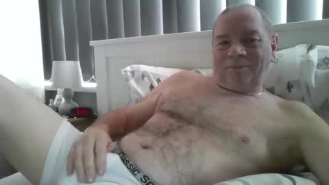 Snapshot of tonygibbson62 chatting on 02.14.26 tonygibbson62 online show from 02.14.26