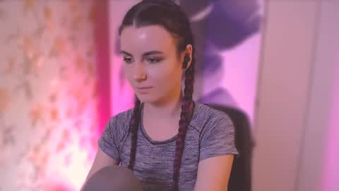 Elizabeth online show from 02.28.25