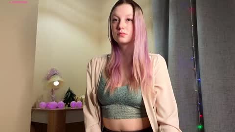 Hey hey Im Megan Pvt open. Im very glad to see you here online show from 12.26.24