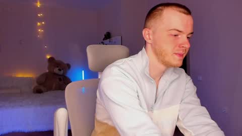 Snapshot of toohornyserj chatting on 12.10.24 toohornyserj online show from 12.10.24