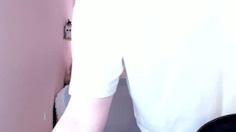 Snapshot of toohornyserj chatting on 01.27.25 toohornyserj online show from 01.27.25