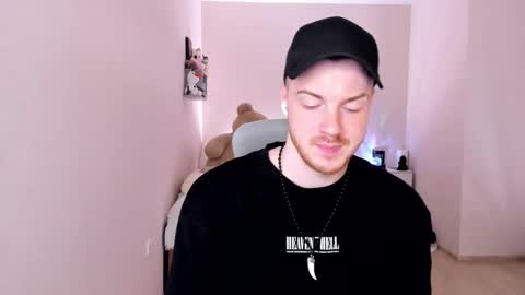 Snapshot of toohornyserj chatting on 03.12.25 toohornyserj online show from 03.12.25