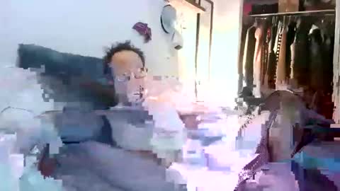 Snapshot of tooshort30w59675 chatting on 02.15.26 tooshort30w59675 online show from 02.15.26