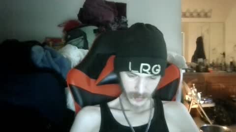 Snapshot of tootall803 chatting on 02.27.25 TooTall803 online show from 02.27.25