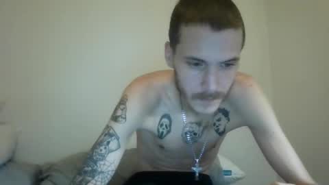 Snapshot of tootall803 chatting on 10.13.25 TooTall803 online show from 10.13.25