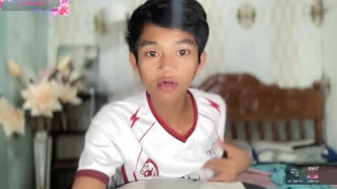 Snapshot of toothlessxx chatting on 05.29.26 jhonrex online show from 05.29.26