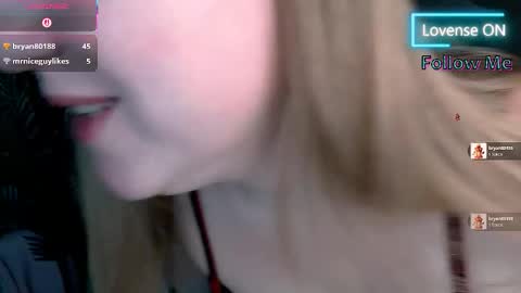 tori_blond online show from 12.20.25