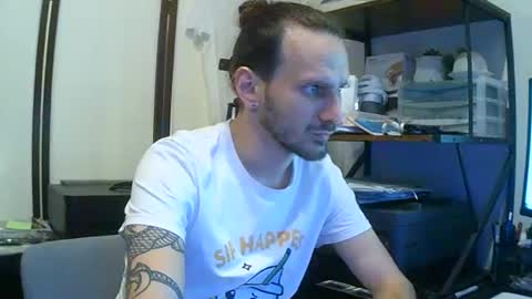 Snapshot of tornado2156 chatting on 01.06.26 Tornado2156 online show from 01.06.26