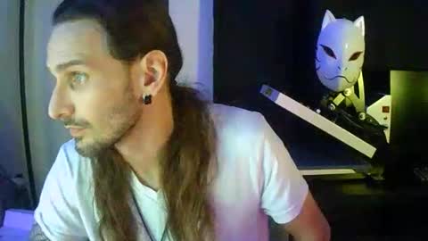 Snapshot of tornado2156 chatting on 02.18.26 Tornado2156 online show from 02.18.26